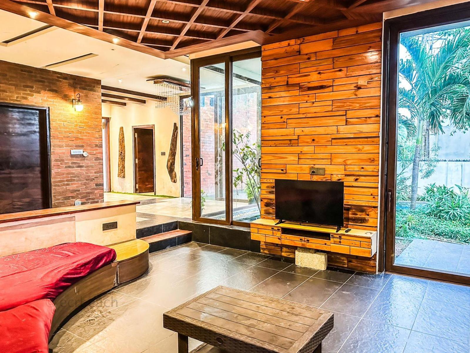 Blue Waves Homestay *